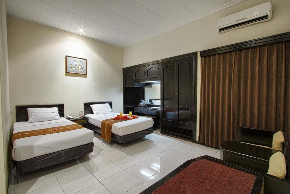 Hotel Montana Dua Malang Eksteriør billede
