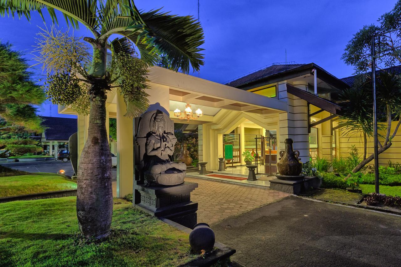Hotel Montana Dua Malang Eksteriør billede