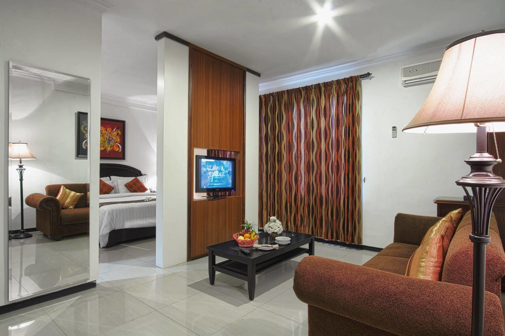 Hotel Montana Dua Malang Eksteriør billede