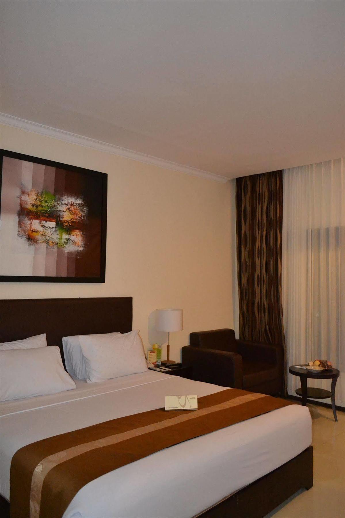 Hotel Montana Dua Malang Eksteriør billede